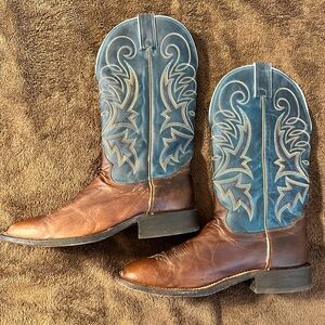 Men’s Tony Lama cowboy boots